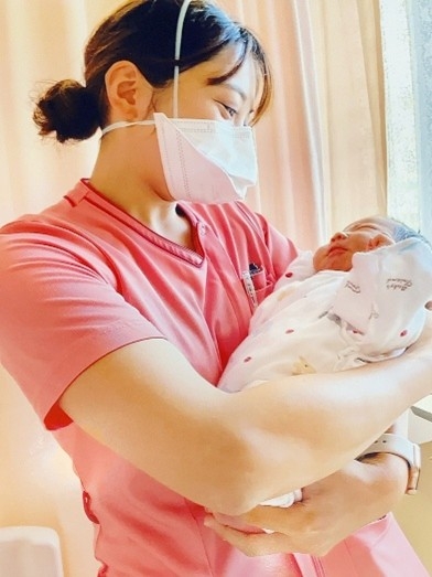 これから助産師を目指すかたへ、メッセージをお願いします。 これから助産師を目指すかたへ、メッセージをお願いします。